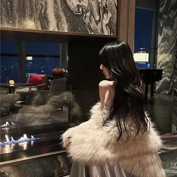 延妍