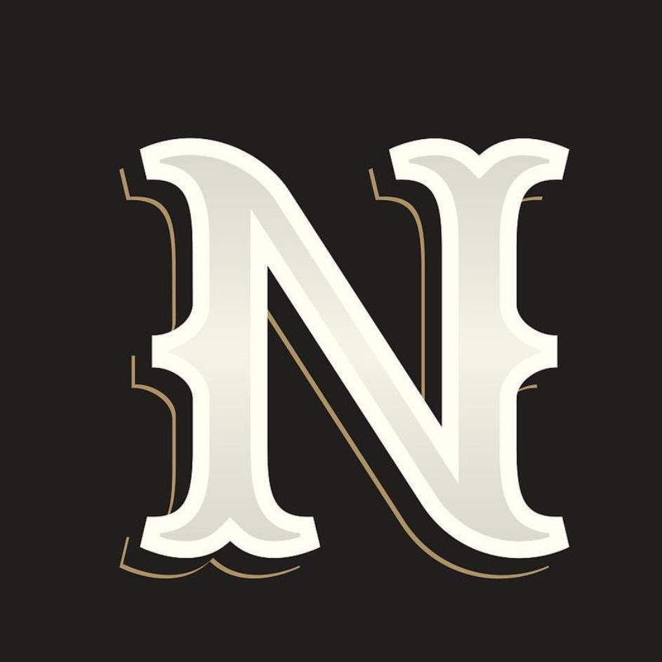 N、