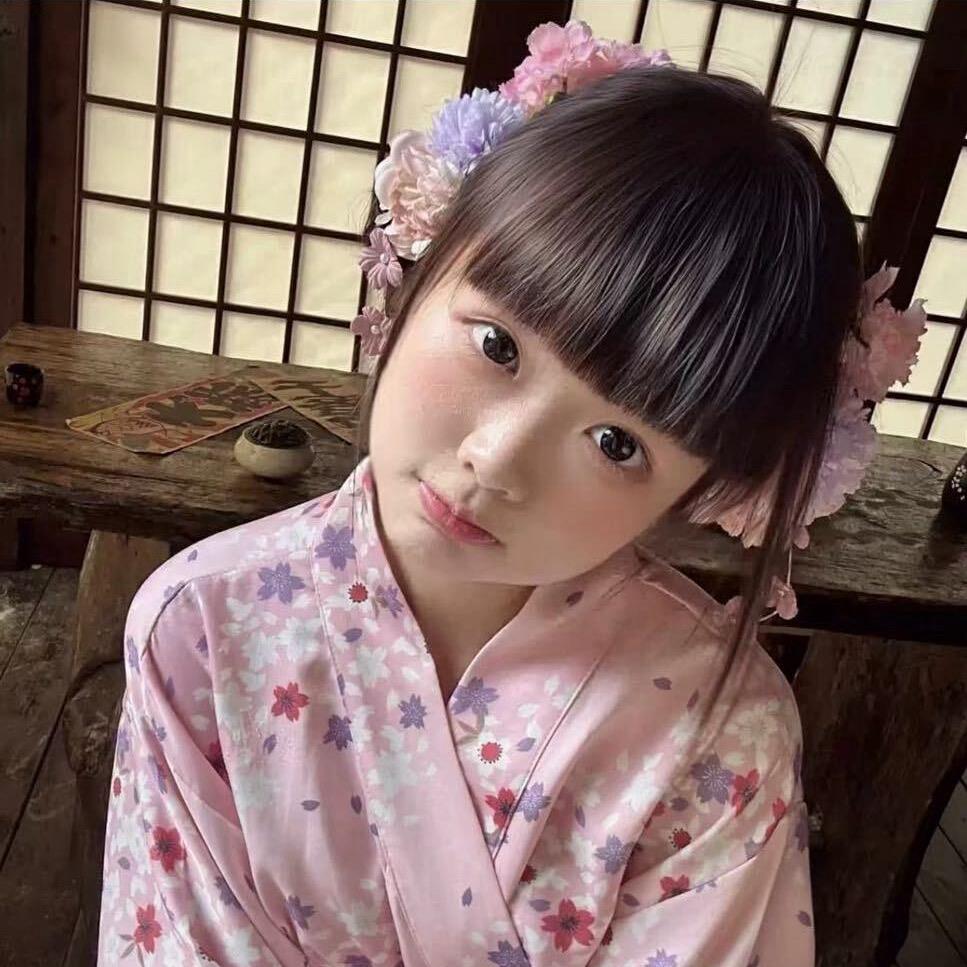 垮脸小猫