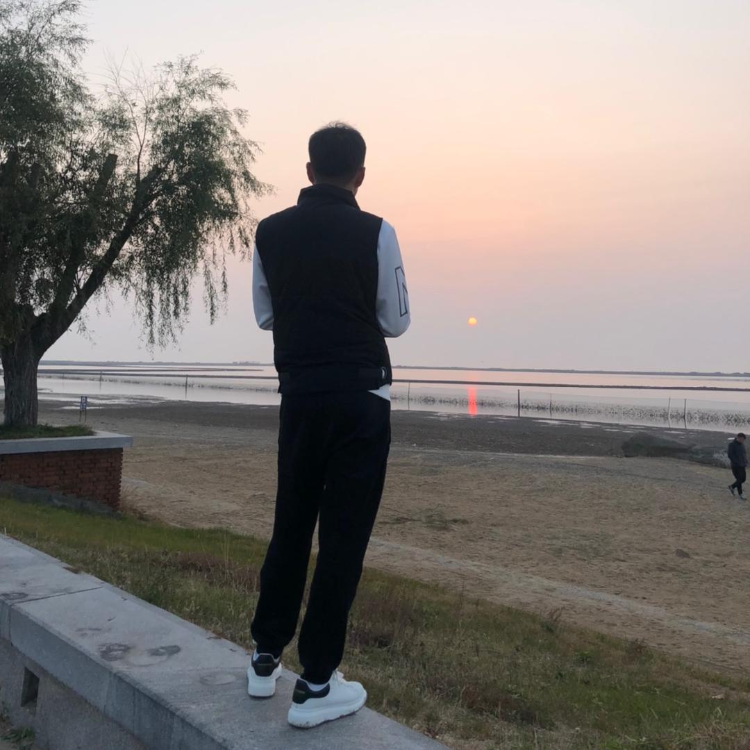 孙十三 .