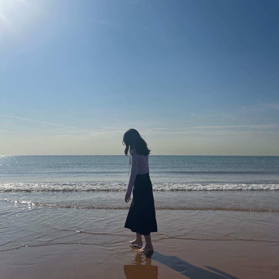 不是十六是石榴