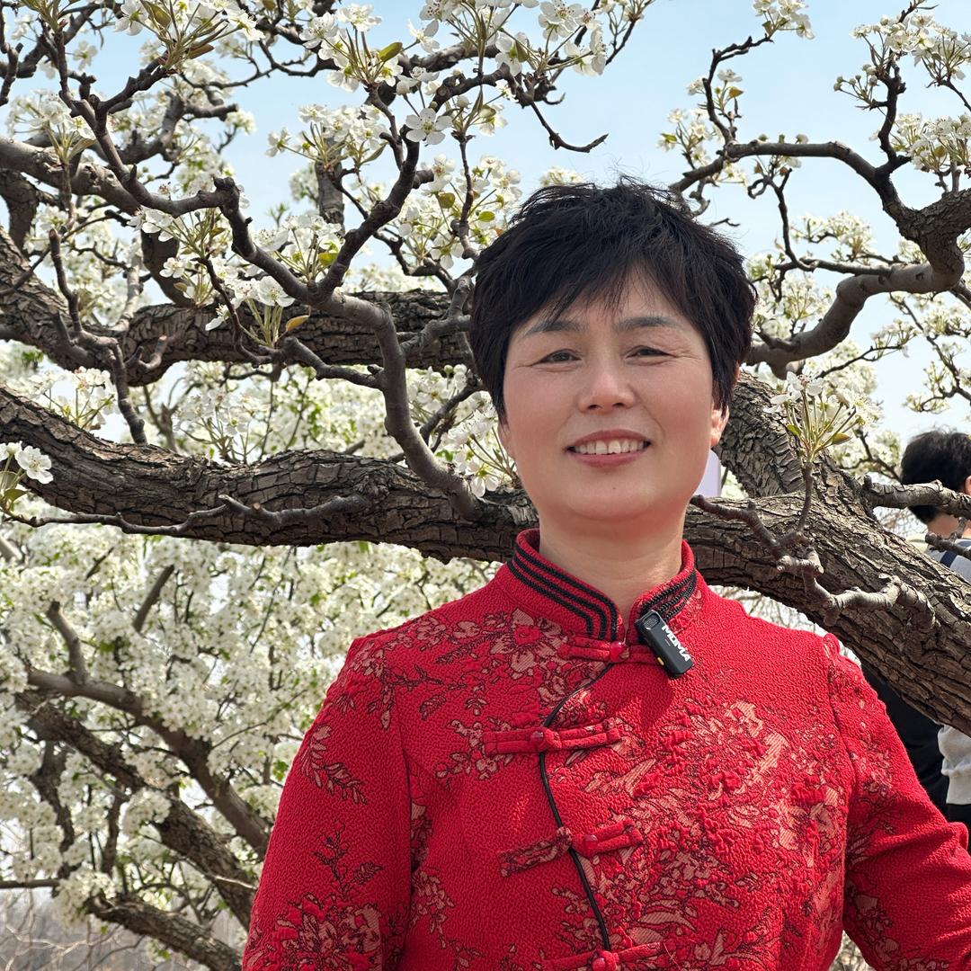 国宾超市老板娘