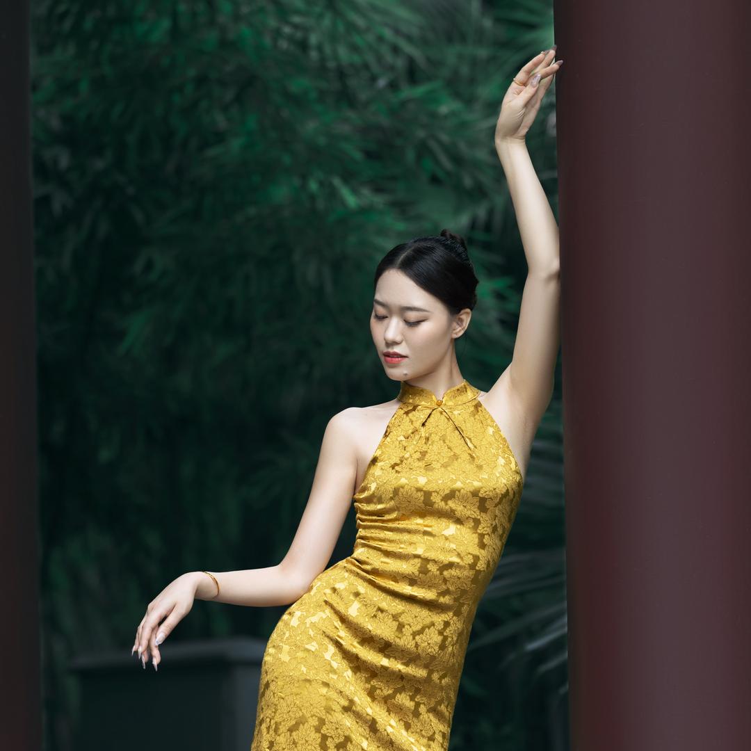 自贡伊人舞蹈曾老师