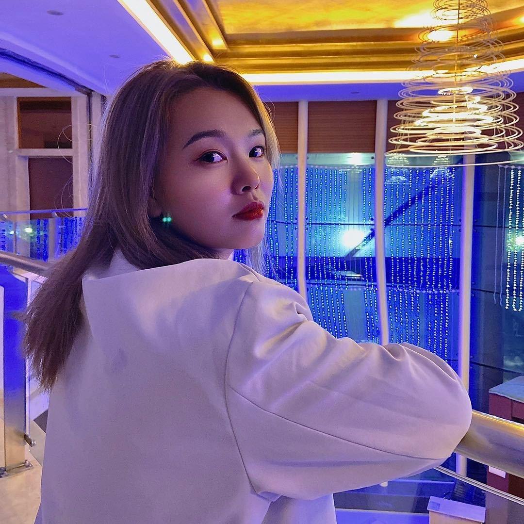 石河子妃娜造型