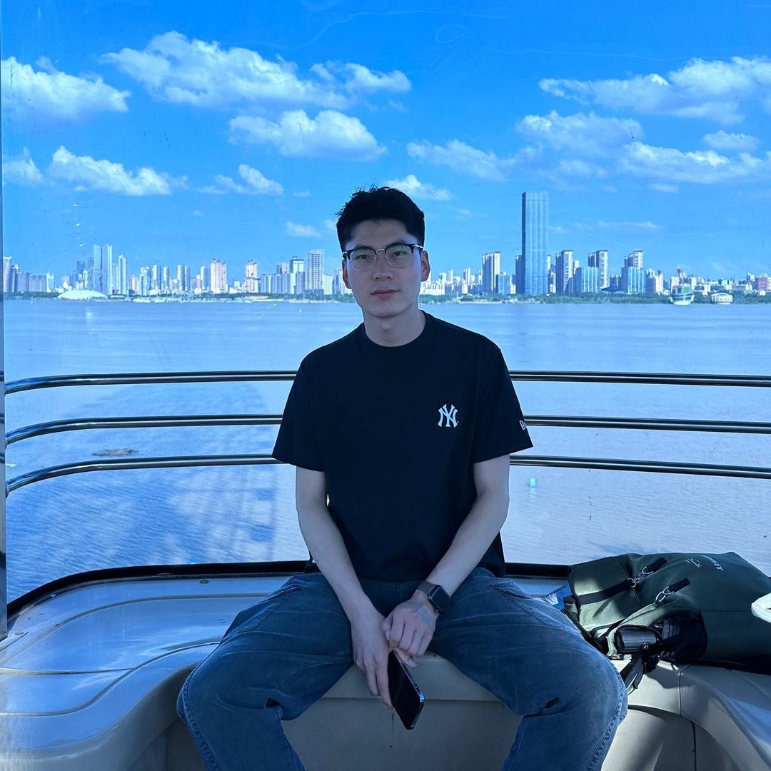 卖路虎的蚂蚱
