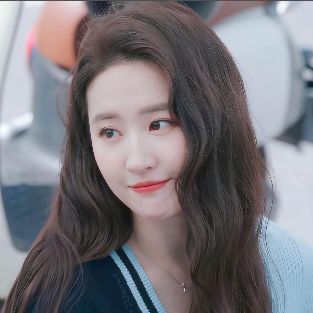 卖快乐水的小姐姐👧