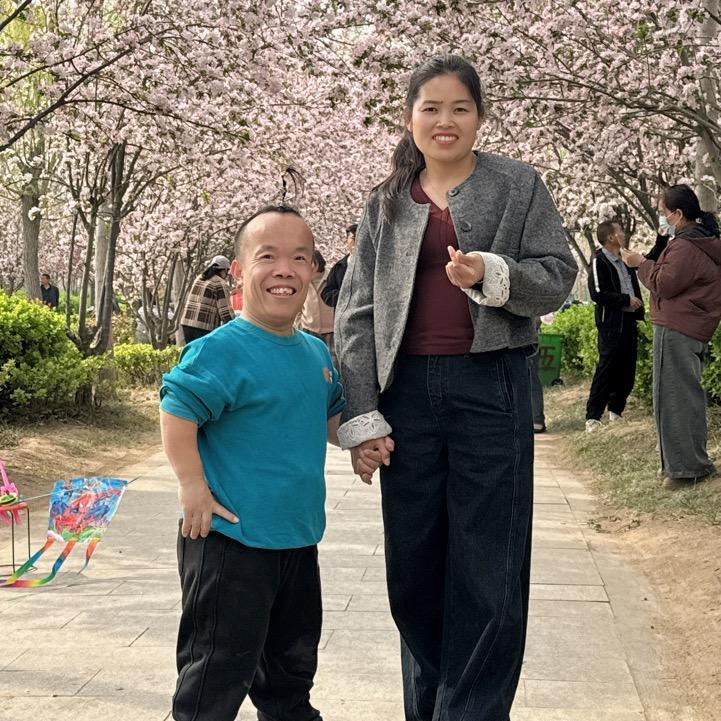 高矮夫妻一家（小强❤️小青）