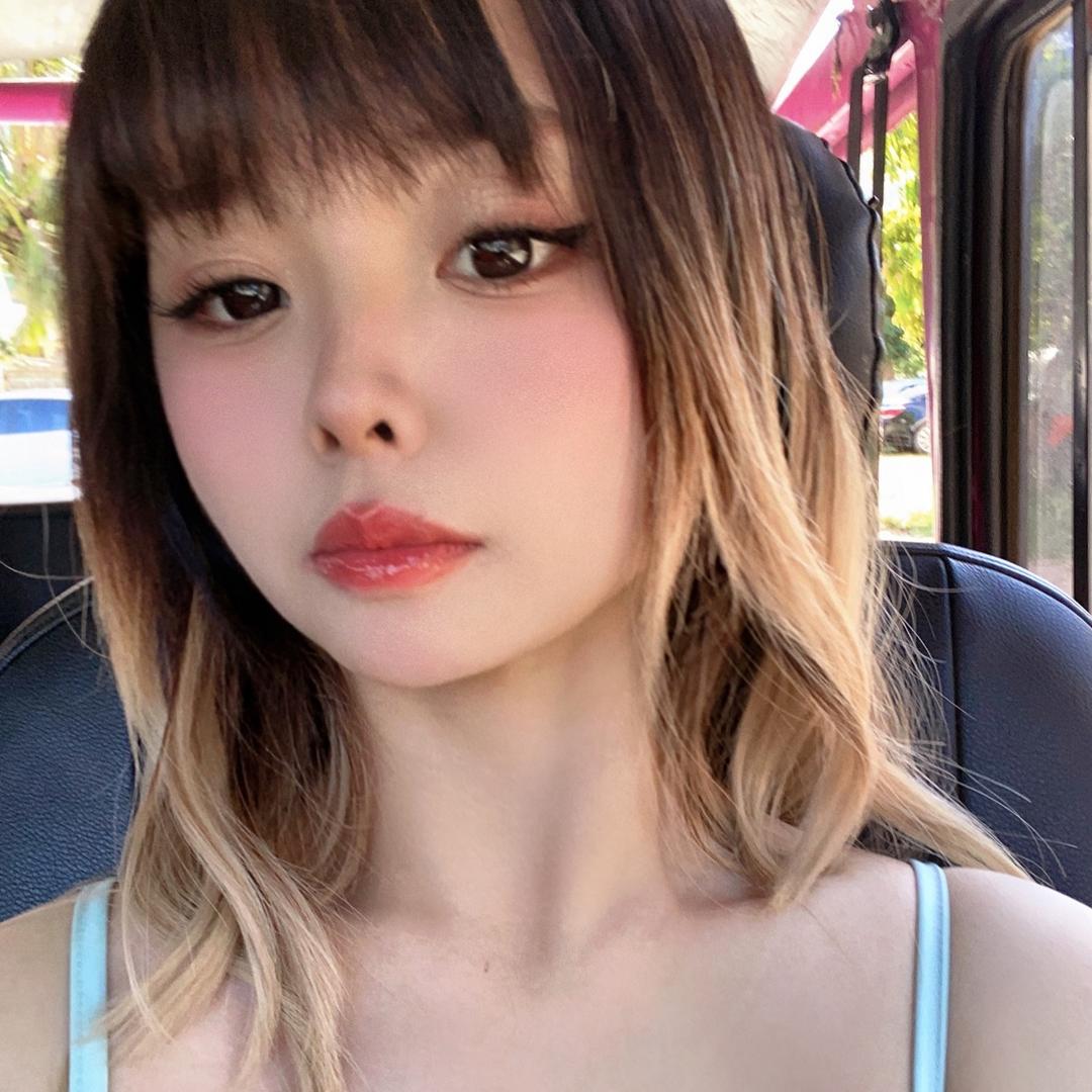 天奈优品美容美发家具厂