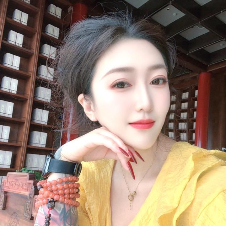 兴平:艾米造型减龄烫发@张大萌老师