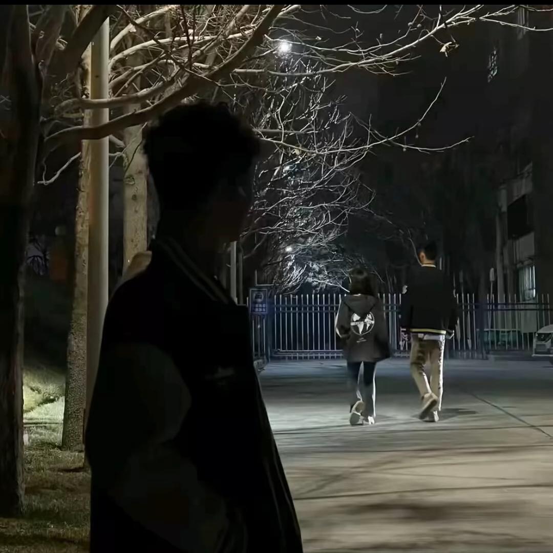 很酷不高冷
