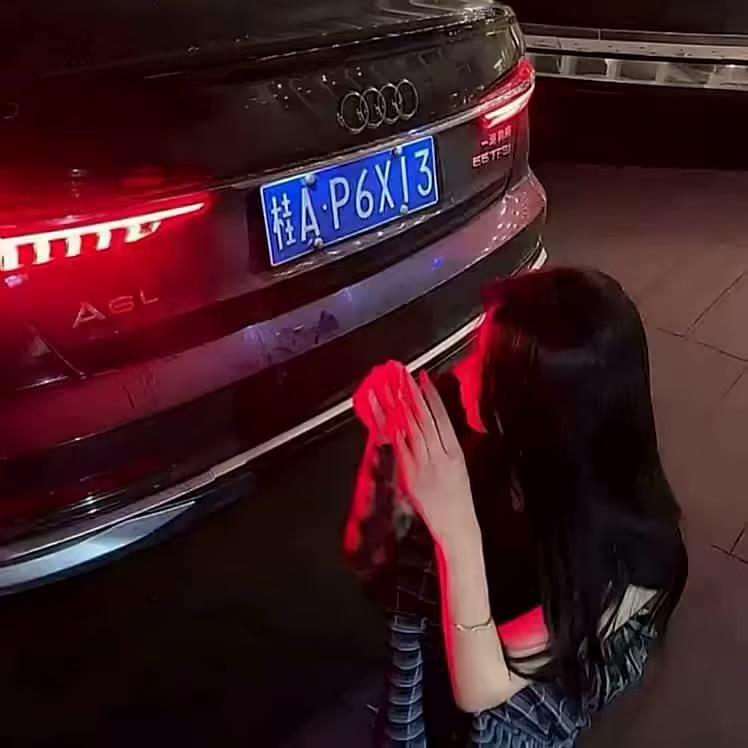 喜欢粘着哥哥