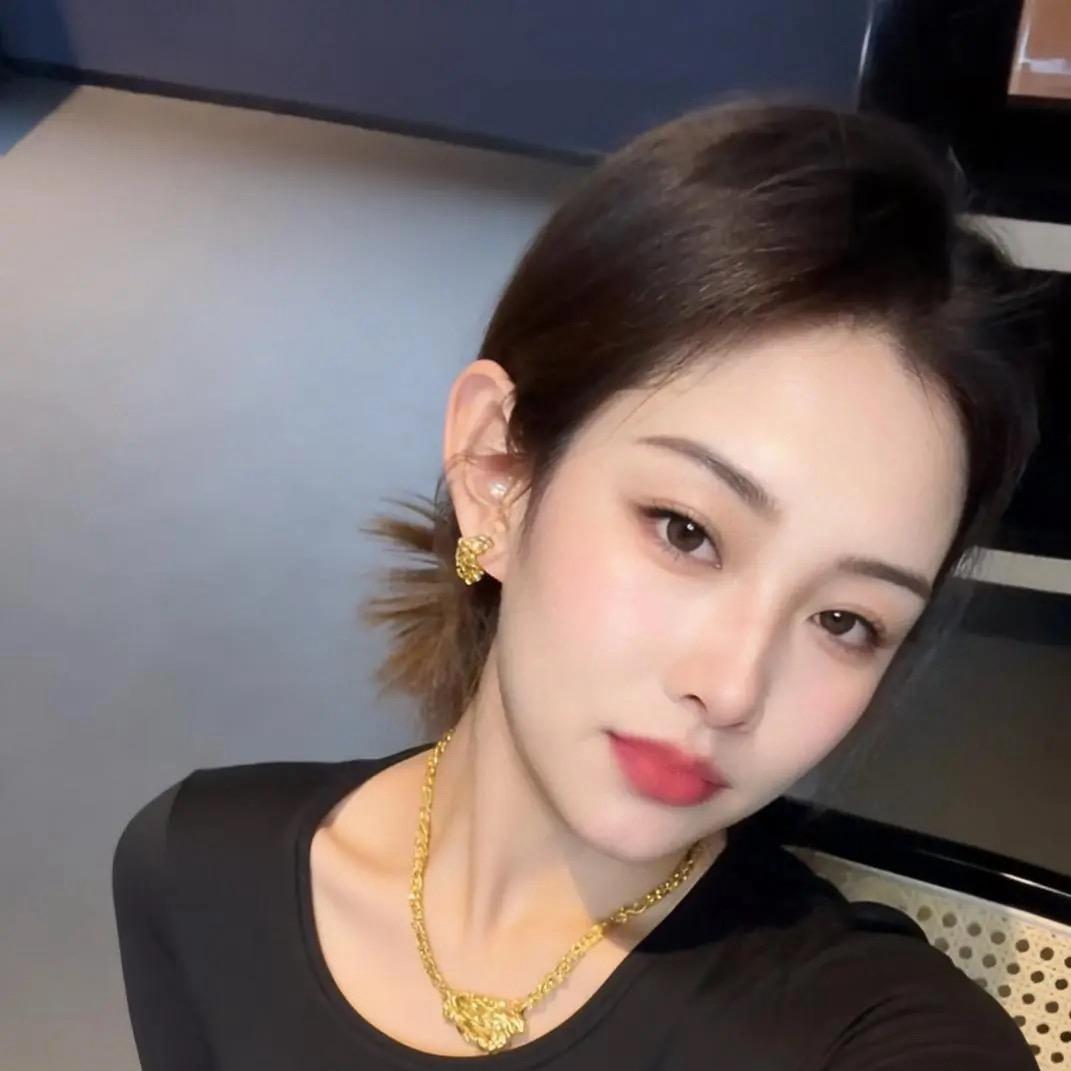 晓美🎀🎀💞