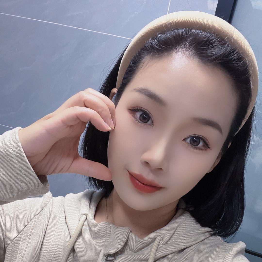 爱唠嗑的老李