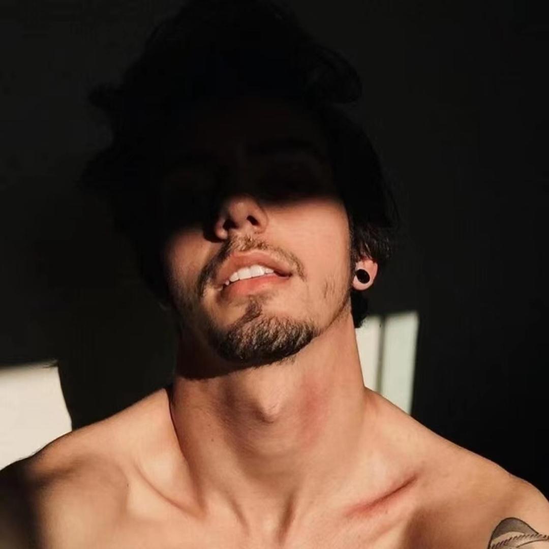 🍂 刘某Jason 🫧