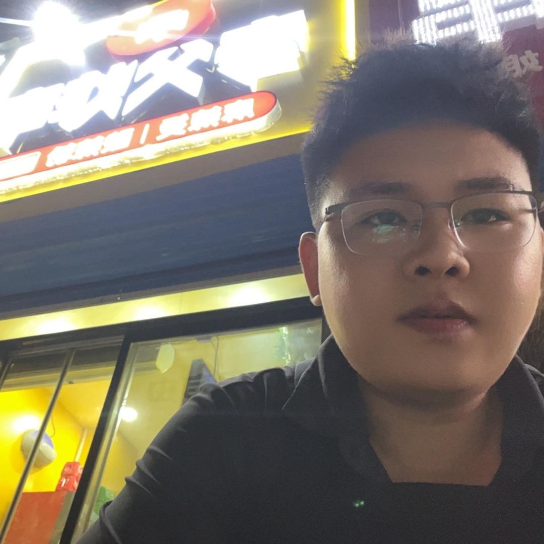 临汾建设路夸父炸串，一只酸奶牛