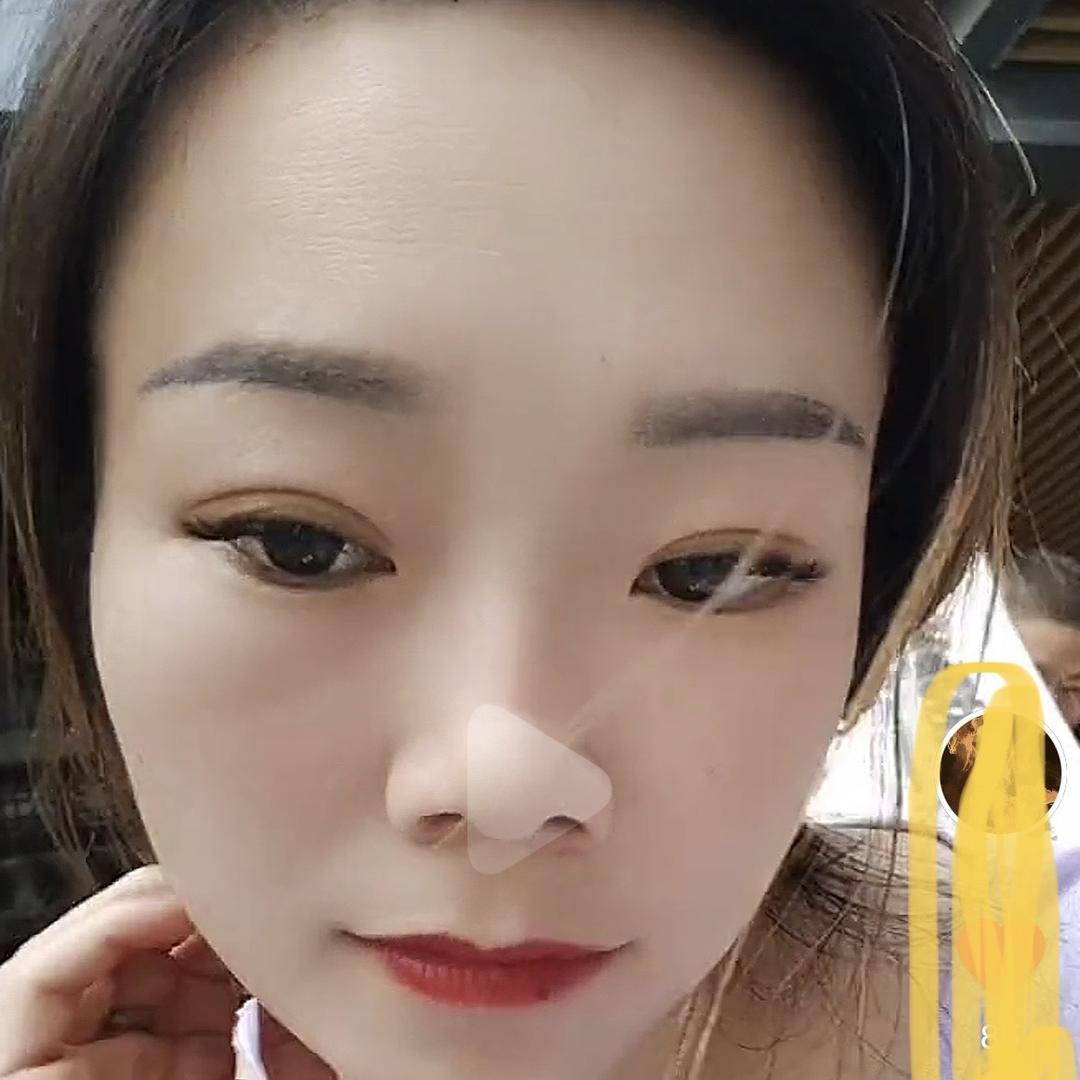 曼曼