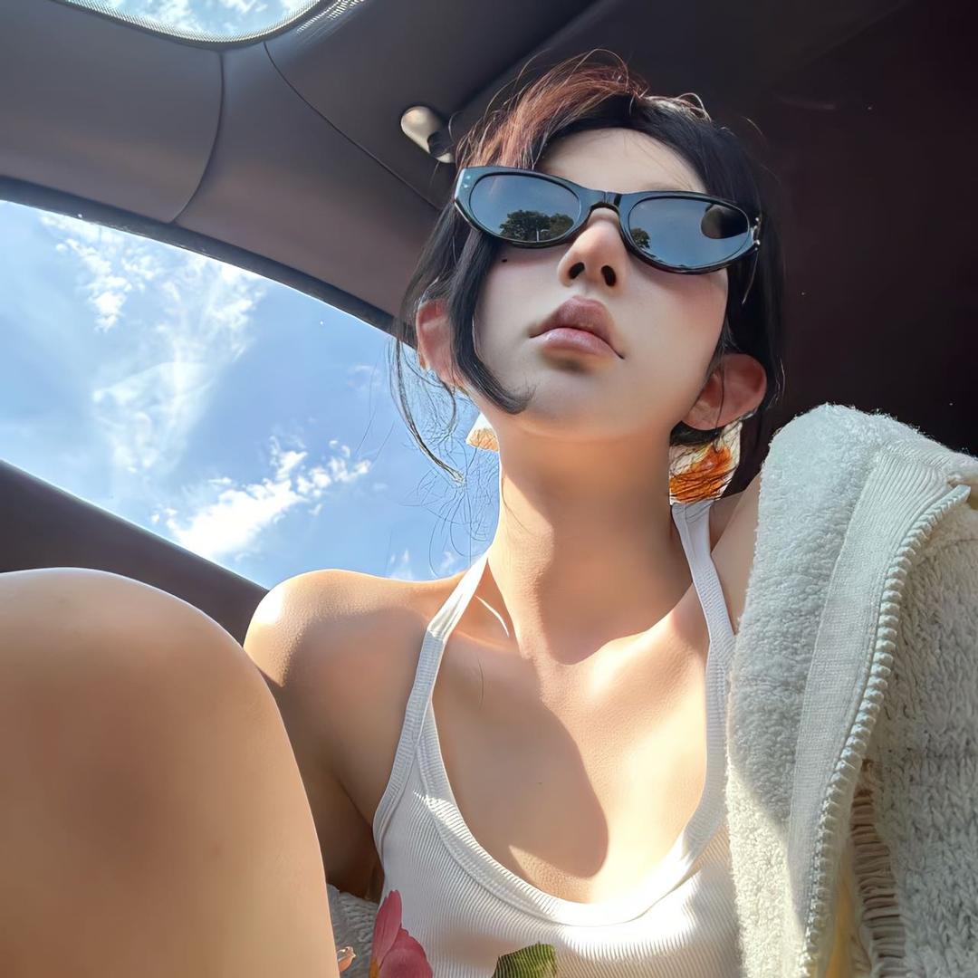 张 起 灵