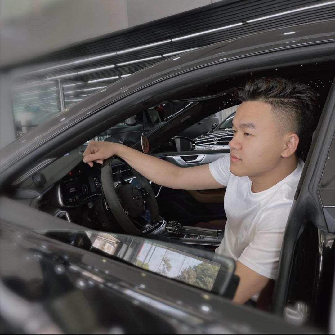 耿直哥二手车小助理 罗美婷