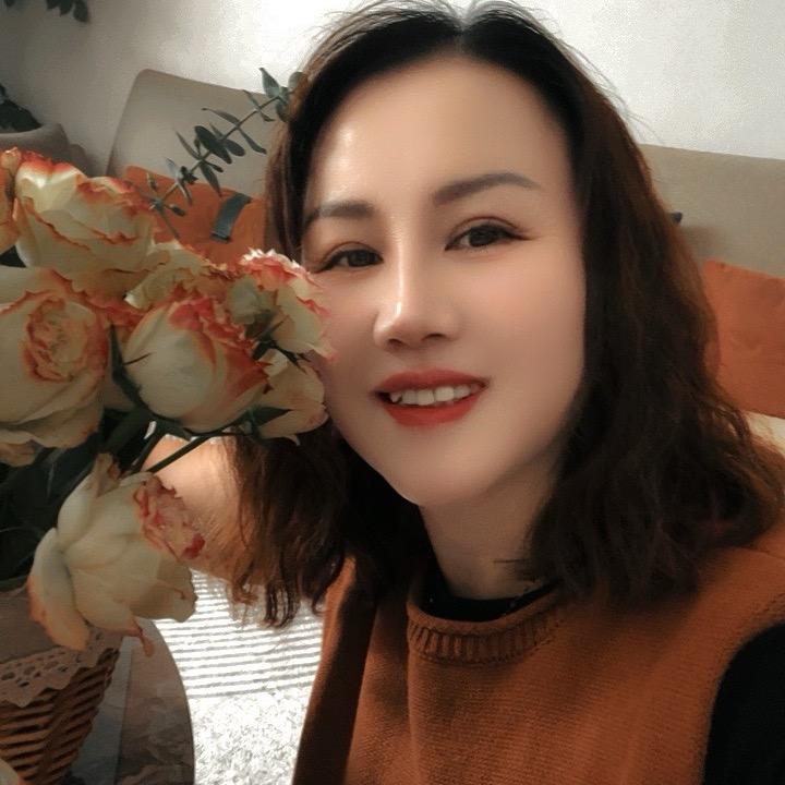 景东虫二小院女装