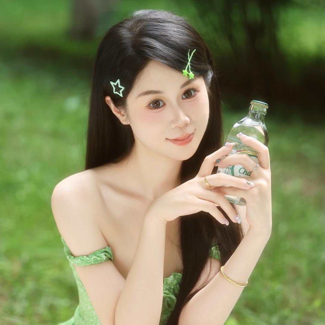 田田不太甜🎀