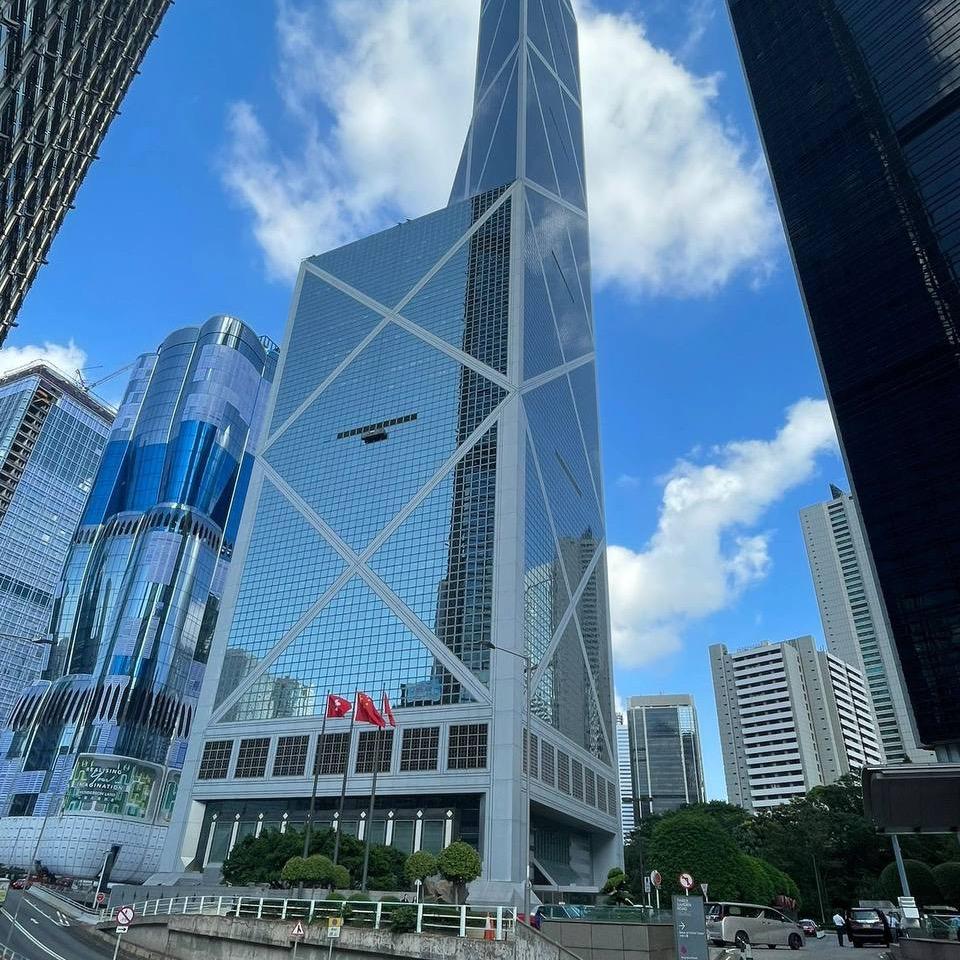 钱是英雄胆。