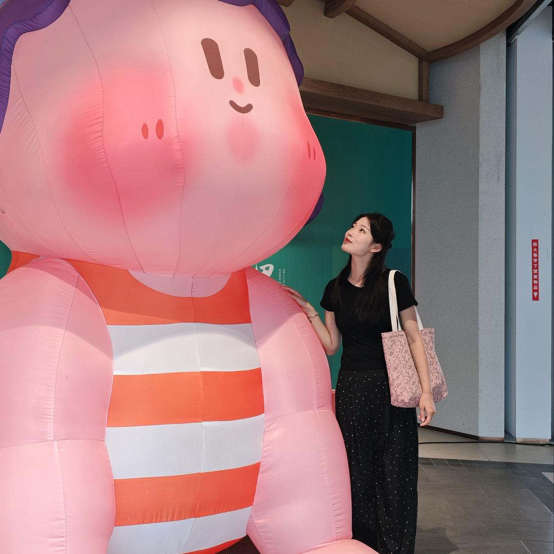 90后托育小小静老师