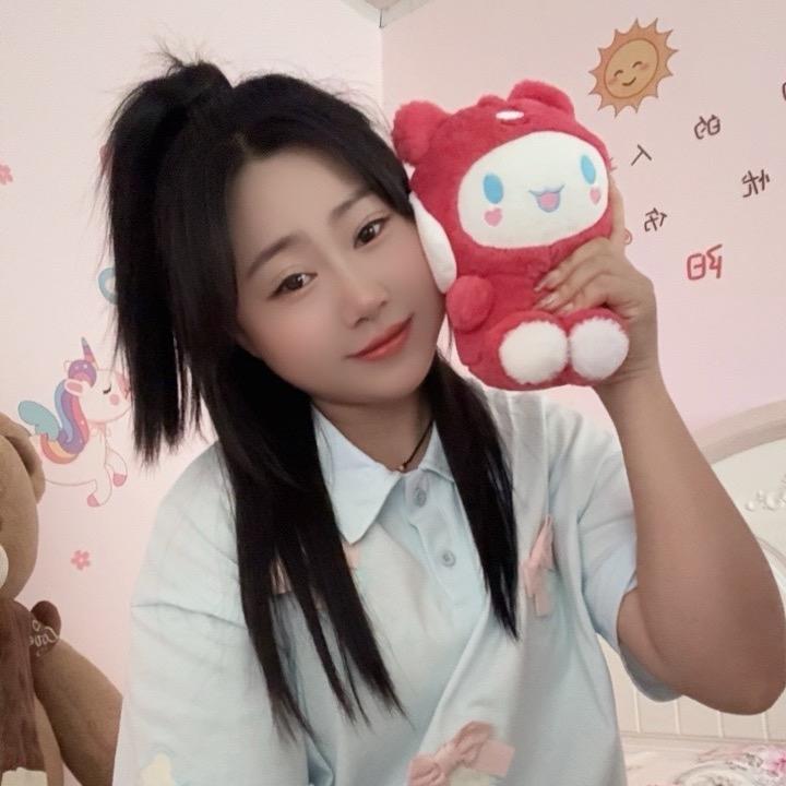 🐷黄大小姐🐷