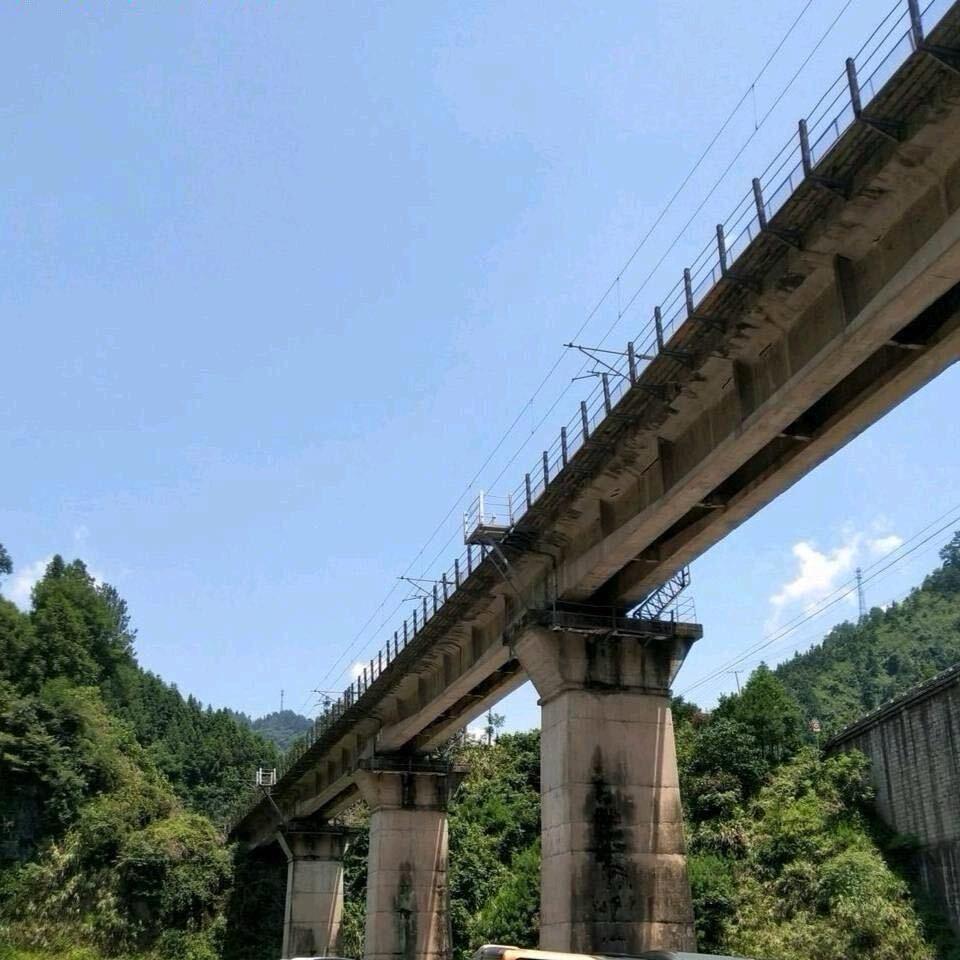 相见恨晚
