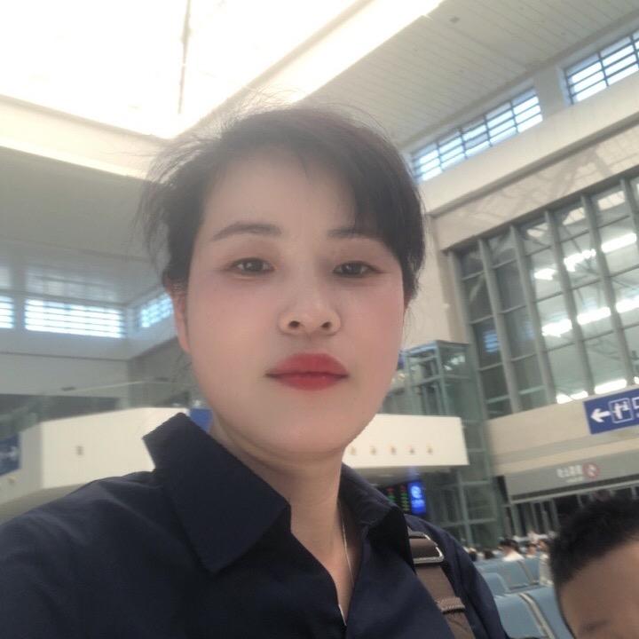 雪中红(太姥山听溪小筑民宿)