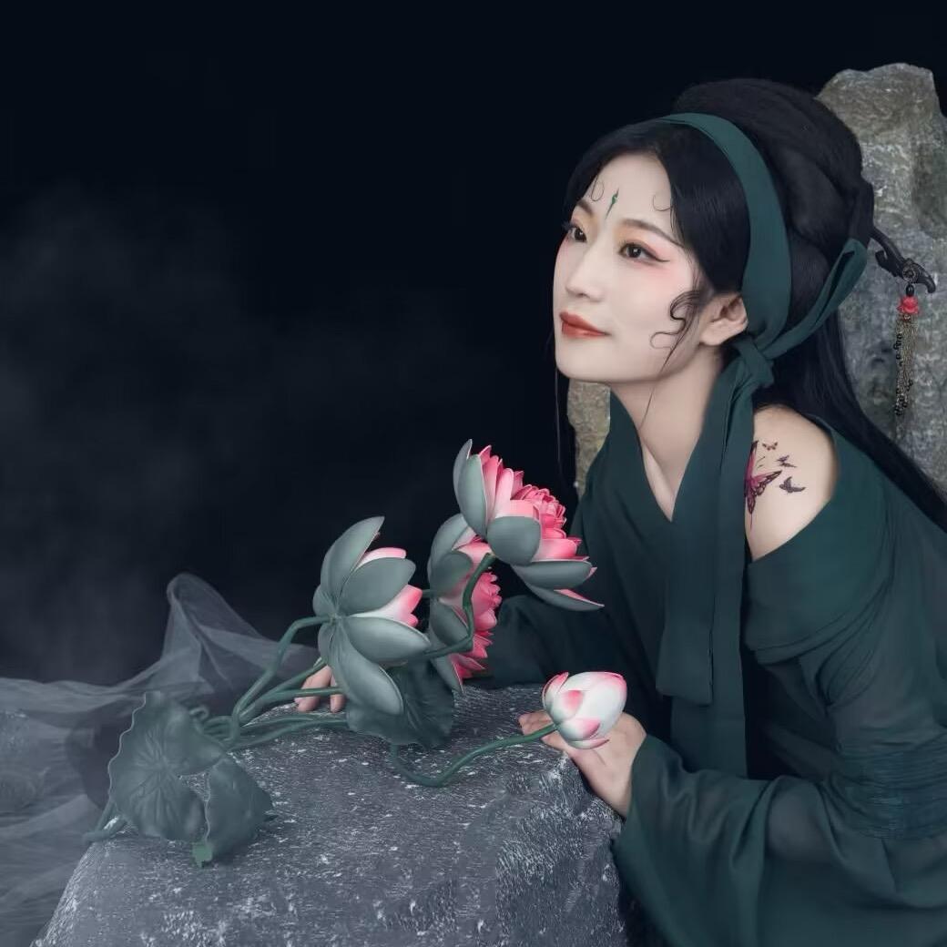 吃糖都不甜的年纪
