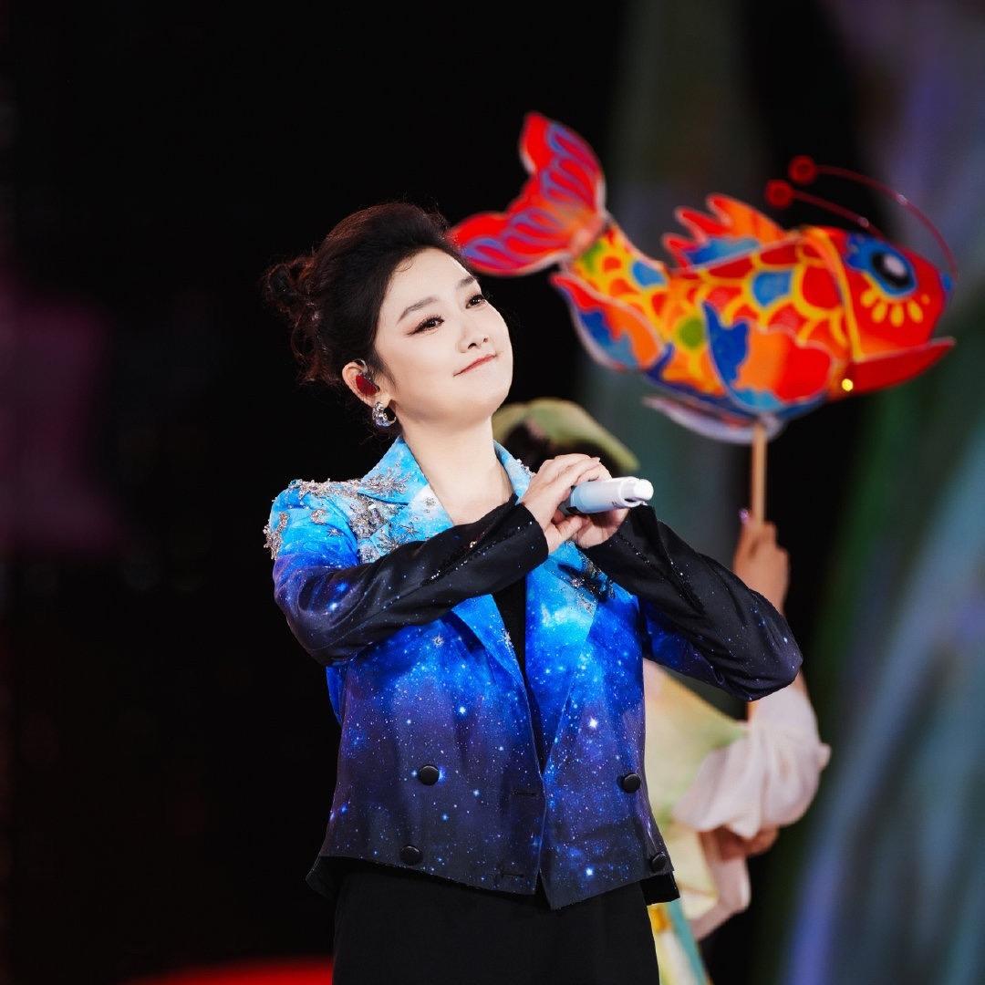 杨魏玲花de_Sene.