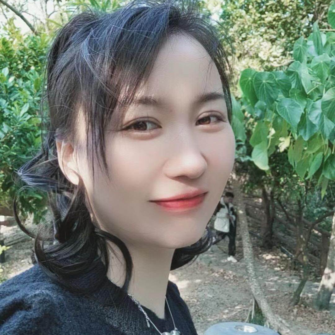 DOPI不脱妆粉底液糖糖