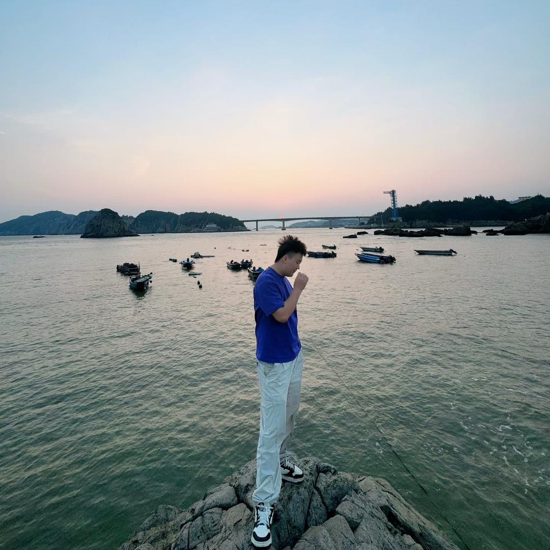 温州老哥子。汽车保管 名表 包包 换米