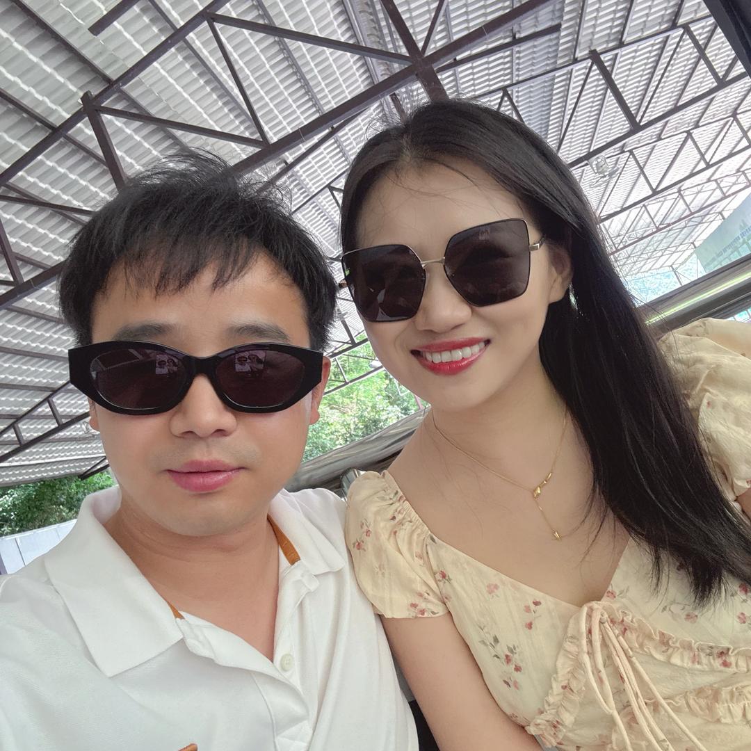 李边有个王篮球