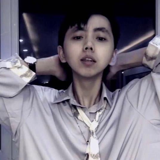 绥化艾文发型设计