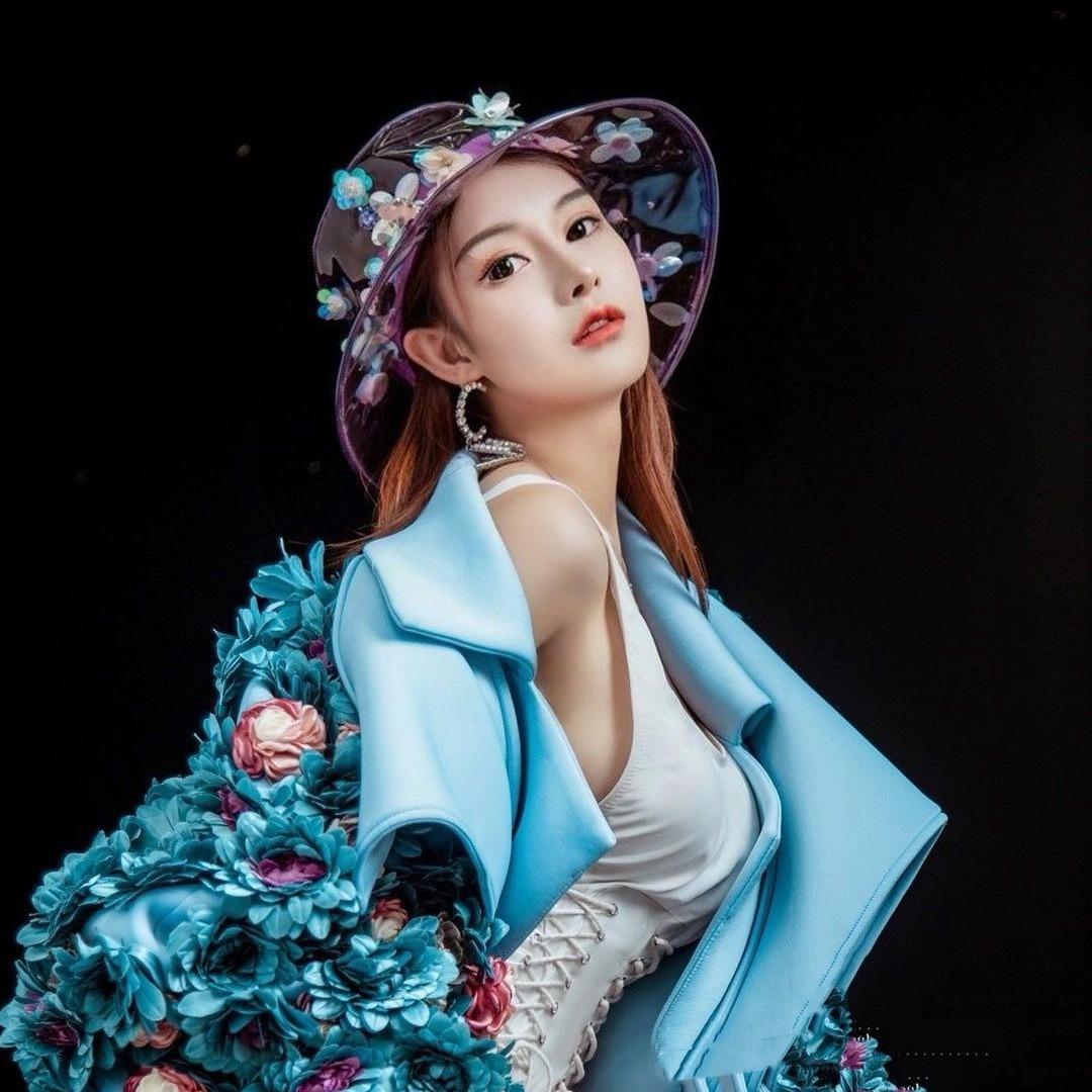不上班的Wendy欧尼