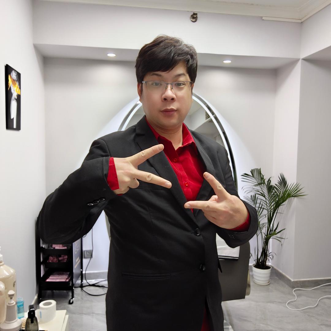 深圳李岩中短发设计