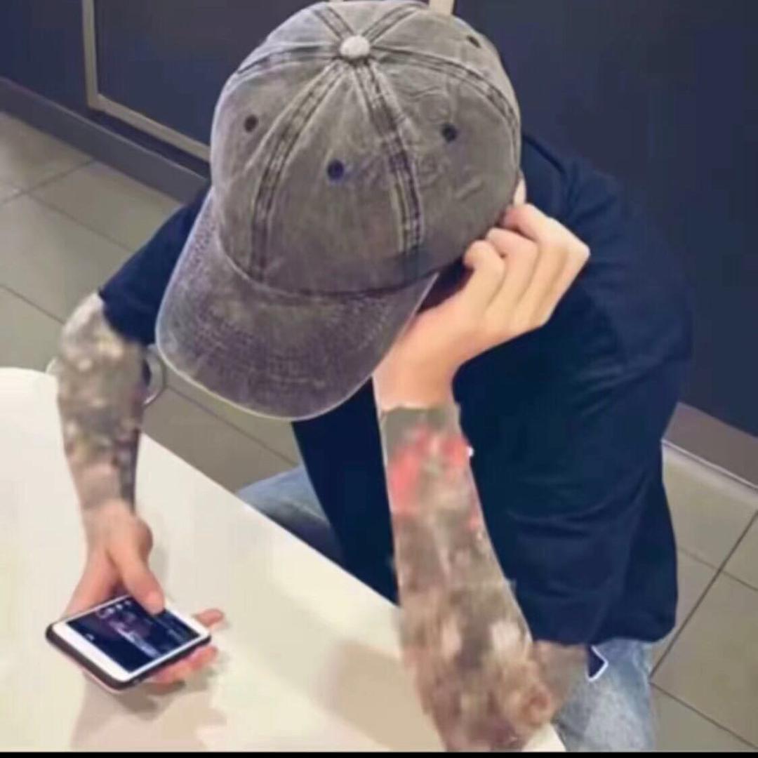 李、