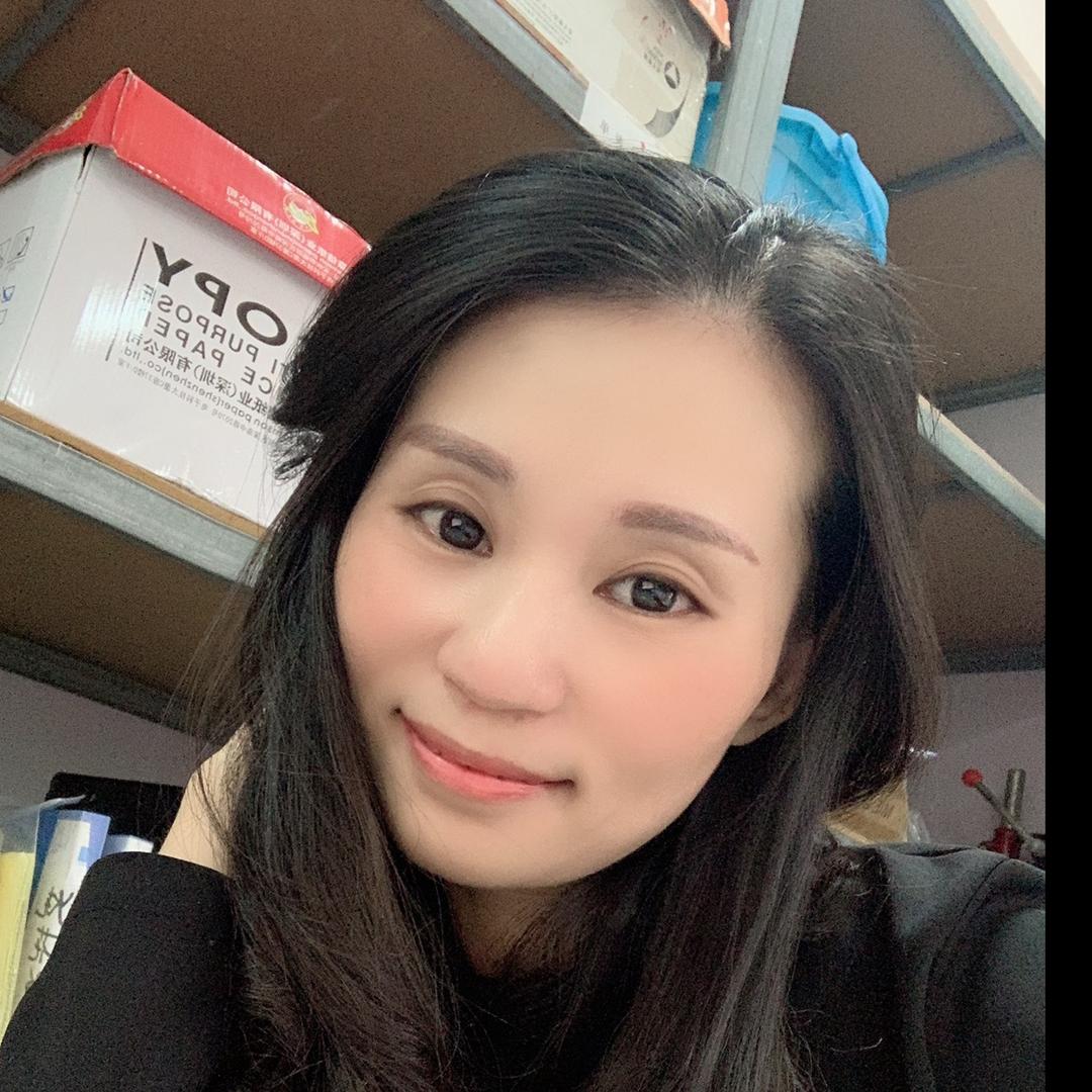 幸福的微笑着🇨🇳