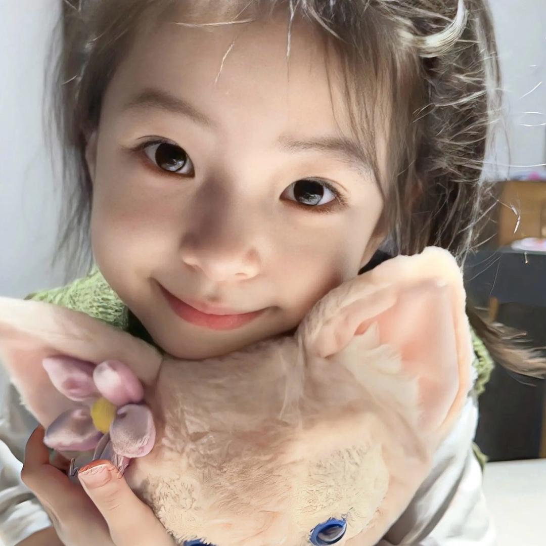 傲娇小美.会发财