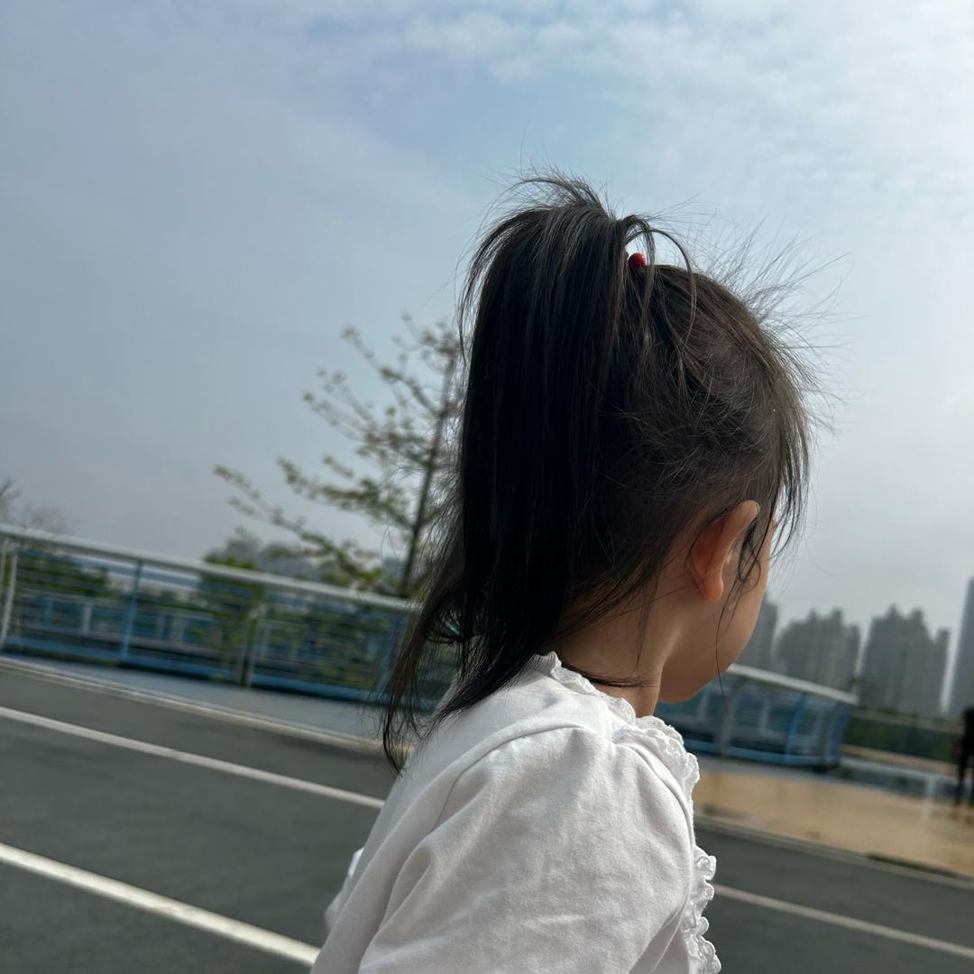 妍妍妈.
