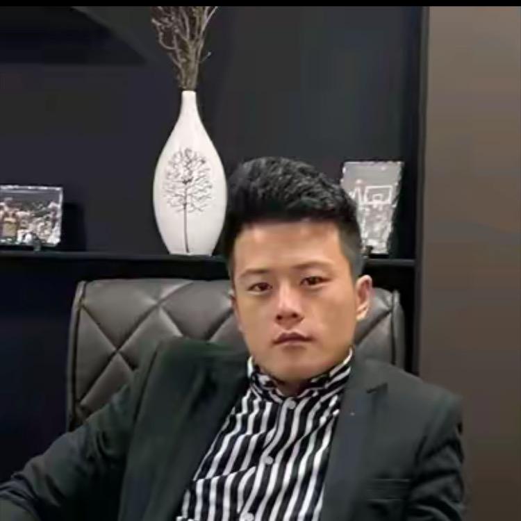 大振与谢尔比