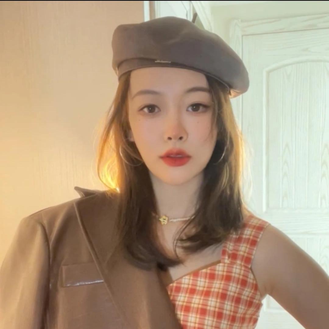 李喜欢 _ ✨
