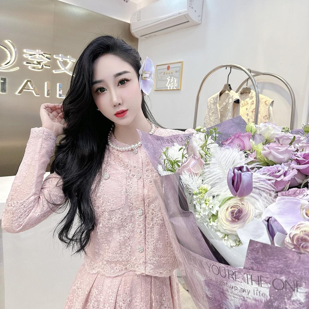李艾琳服饰店