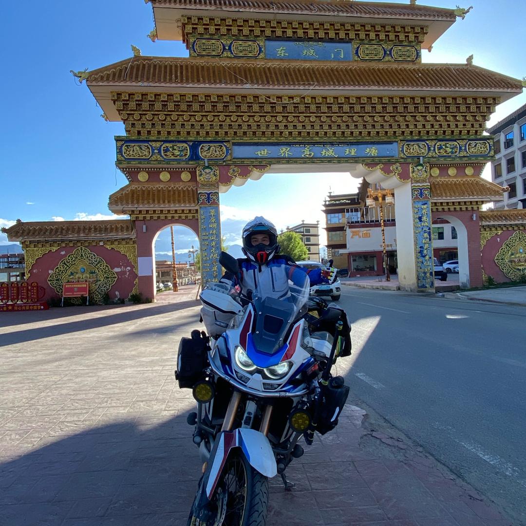 爱摩旅的独行者