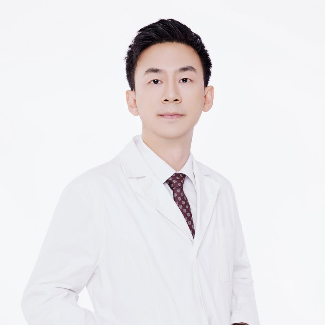 眼科医生王凯