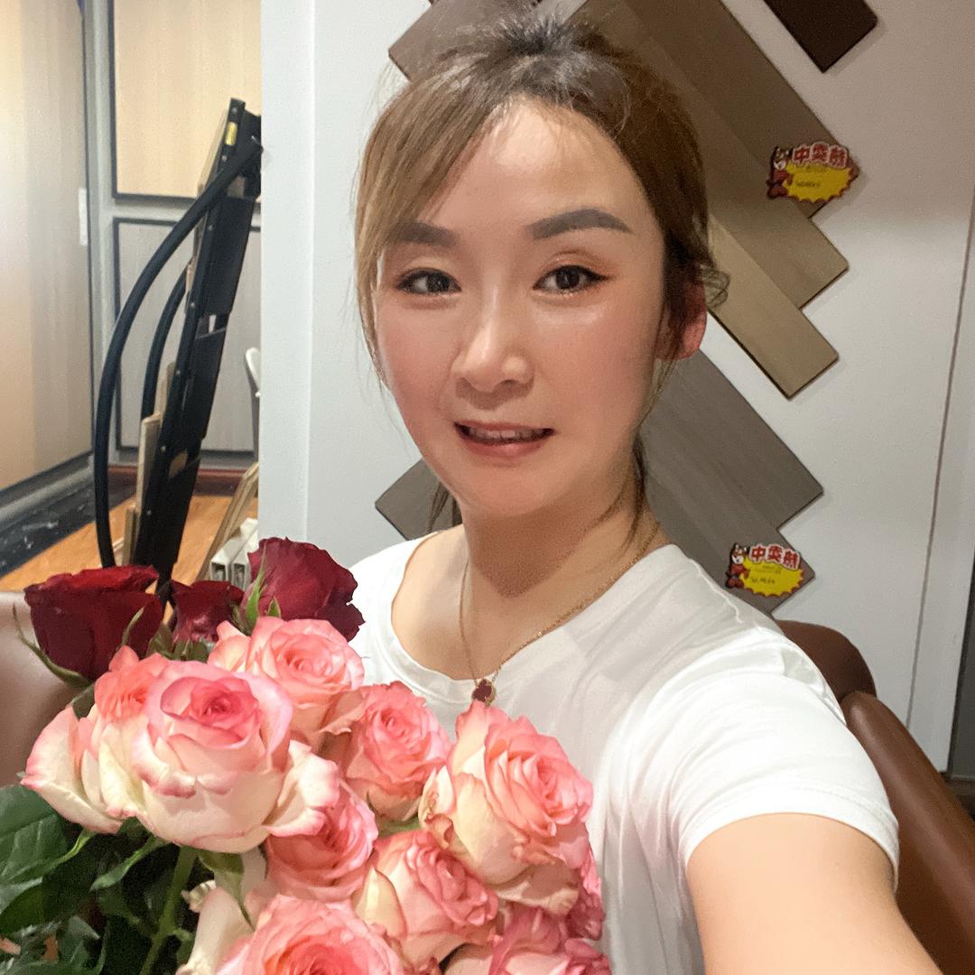 城固地板：娜娜