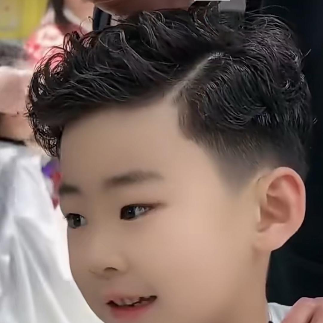 月亮🌙追不上太阳🌞