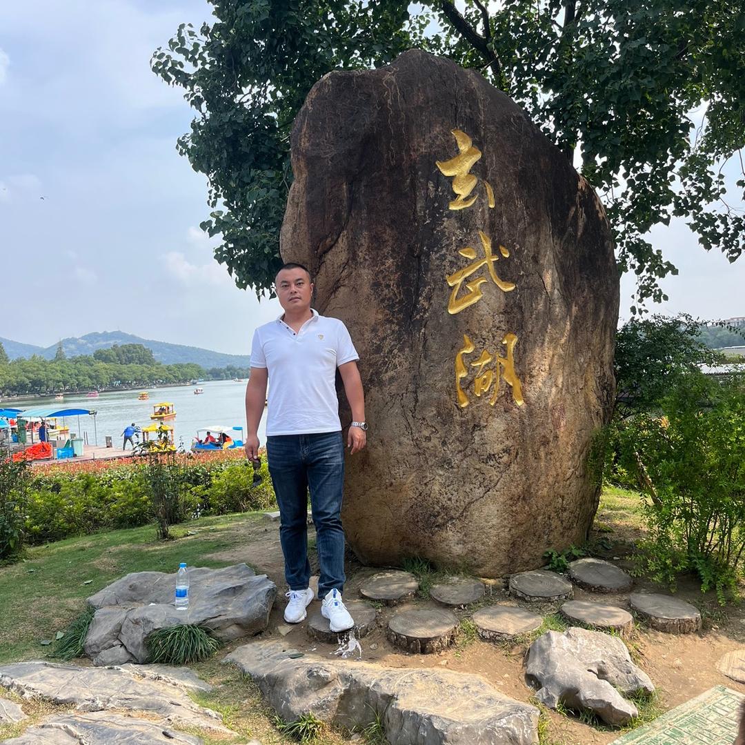 徐州二手卡特挖机王亮销售部
