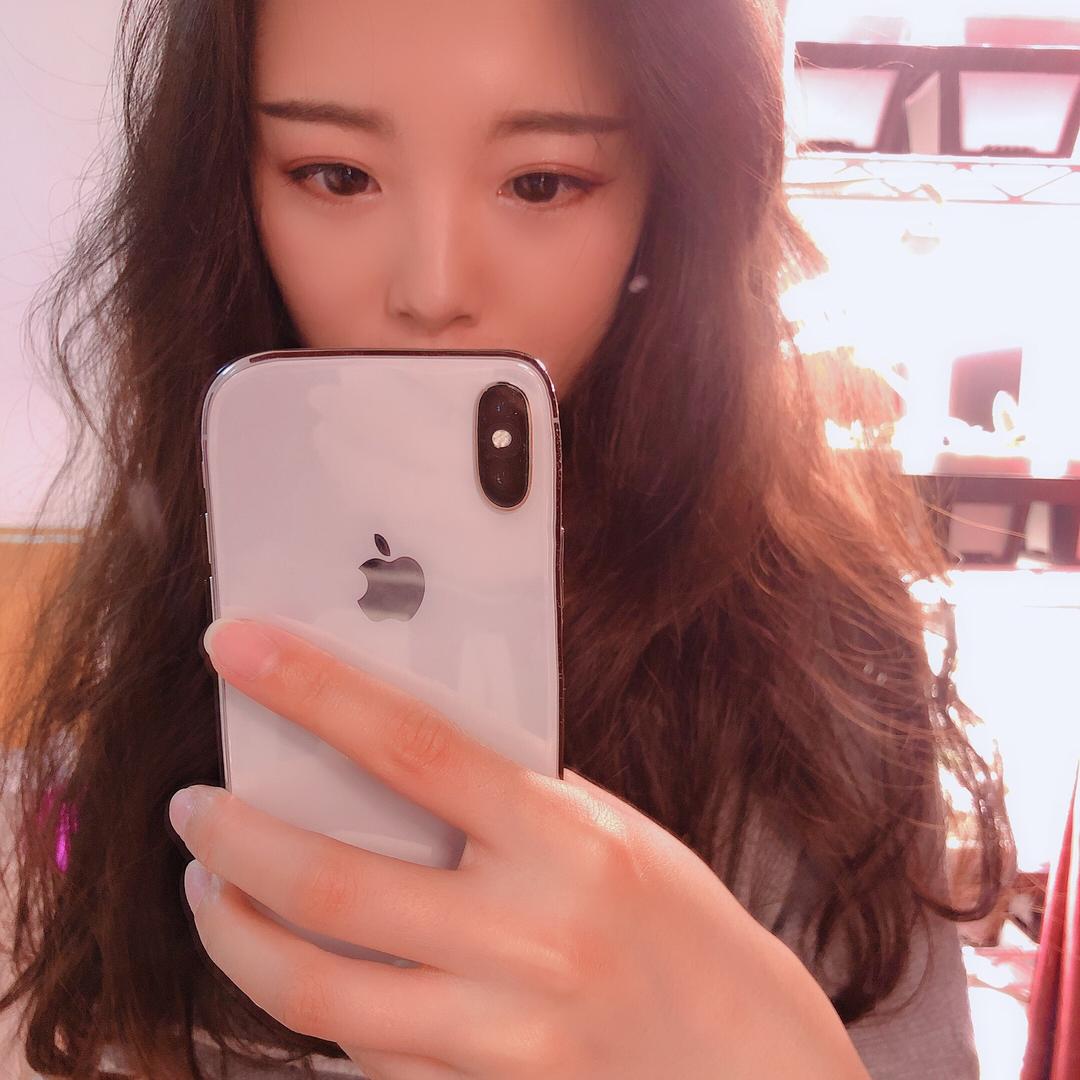 惊鸿一瞥的轰动